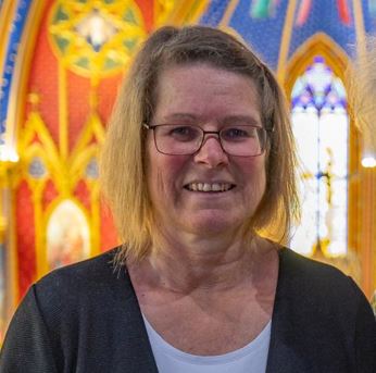 Kirsten Schweimler Kreienbrink in der Basilica Nossa Senhora do Rosario in Sao Paolo